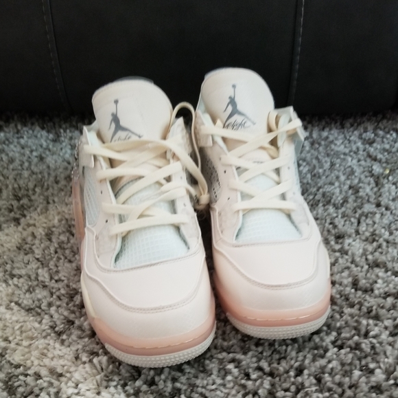 off white size 4